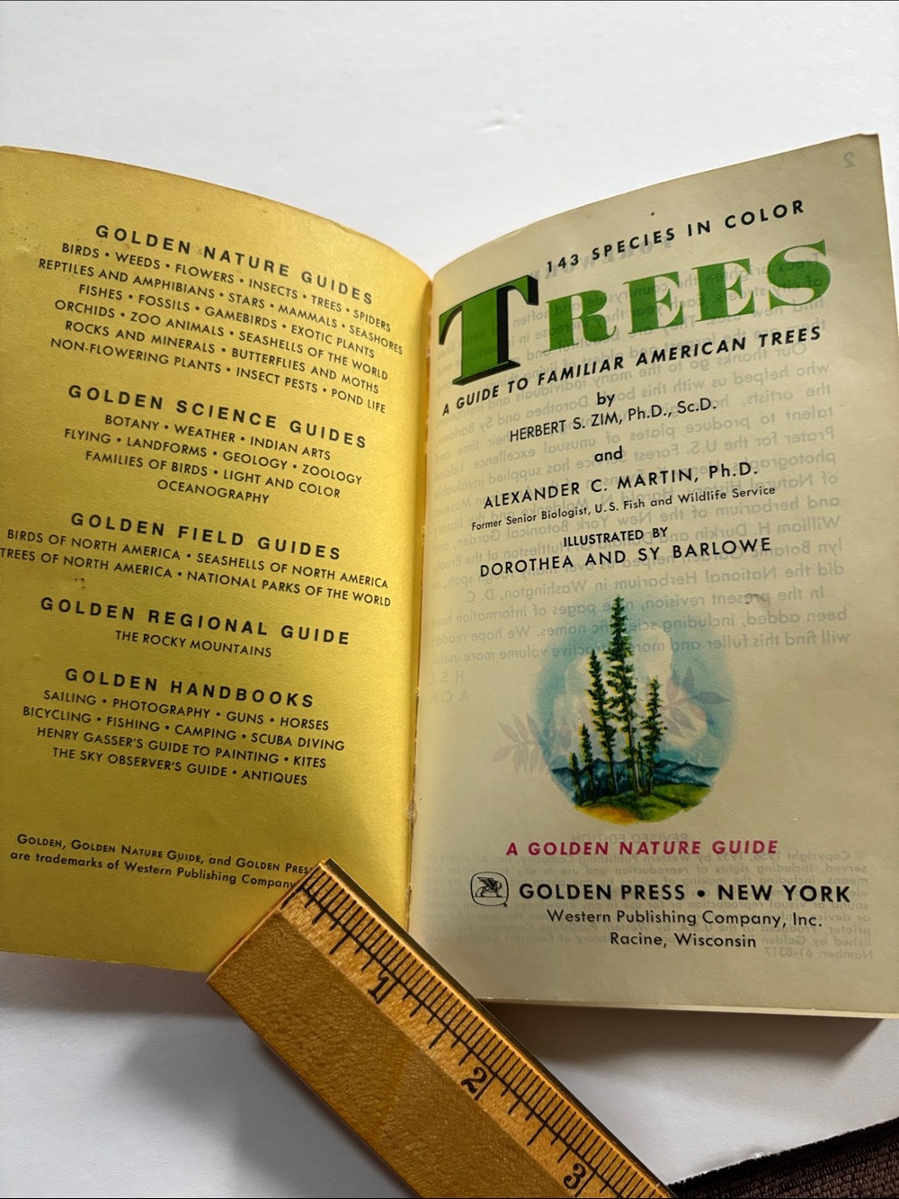 Compact field guide - Picture 8 of 8